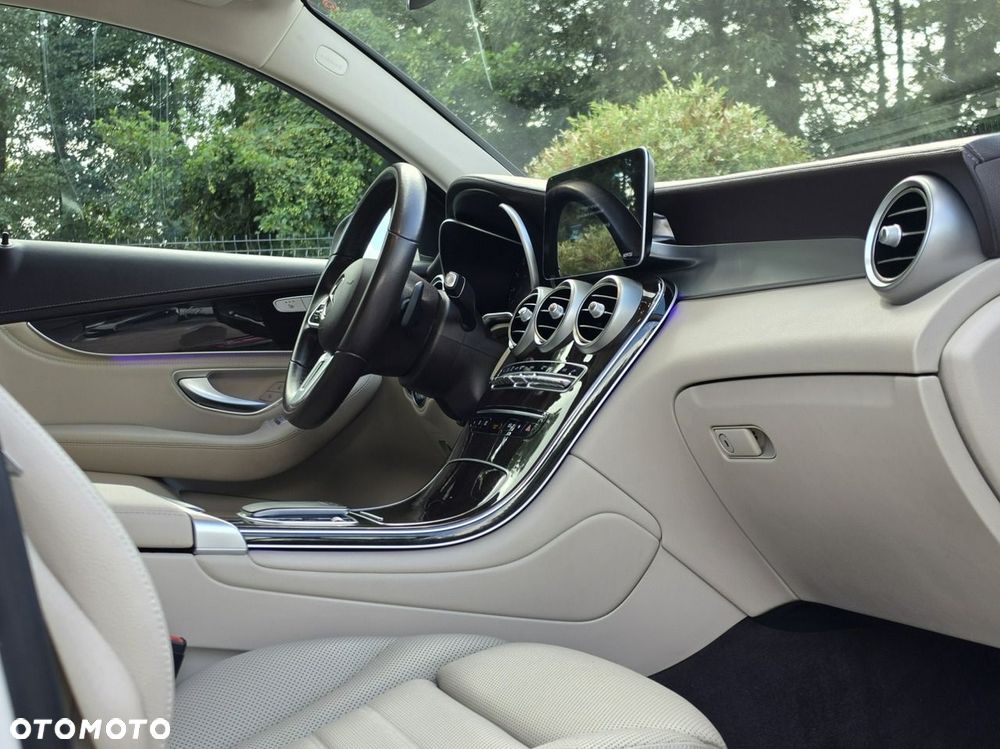 Mercedes-Benz GLC - 8