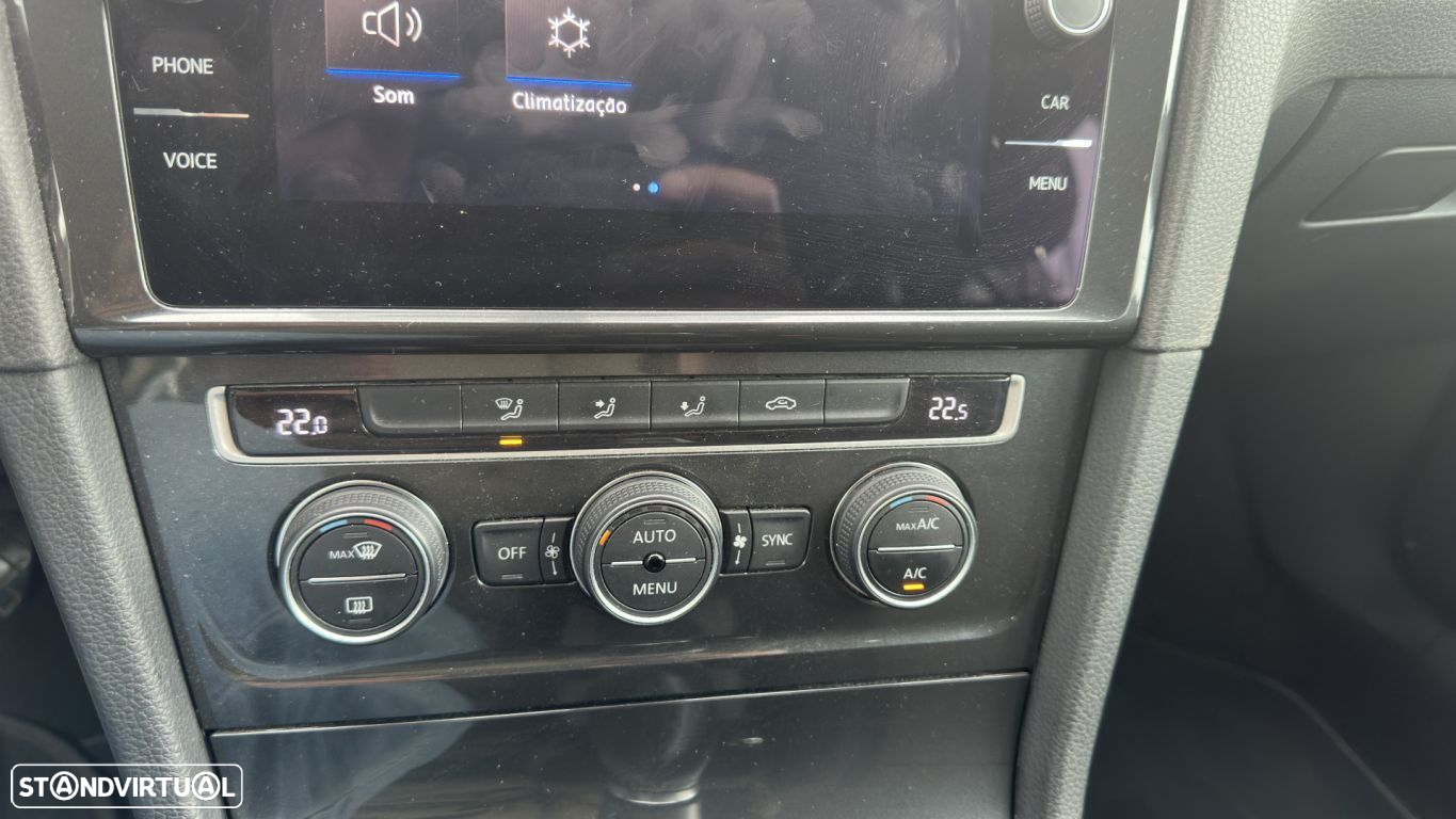 VW Golf Variant 1.6 TDi Confortline - 19