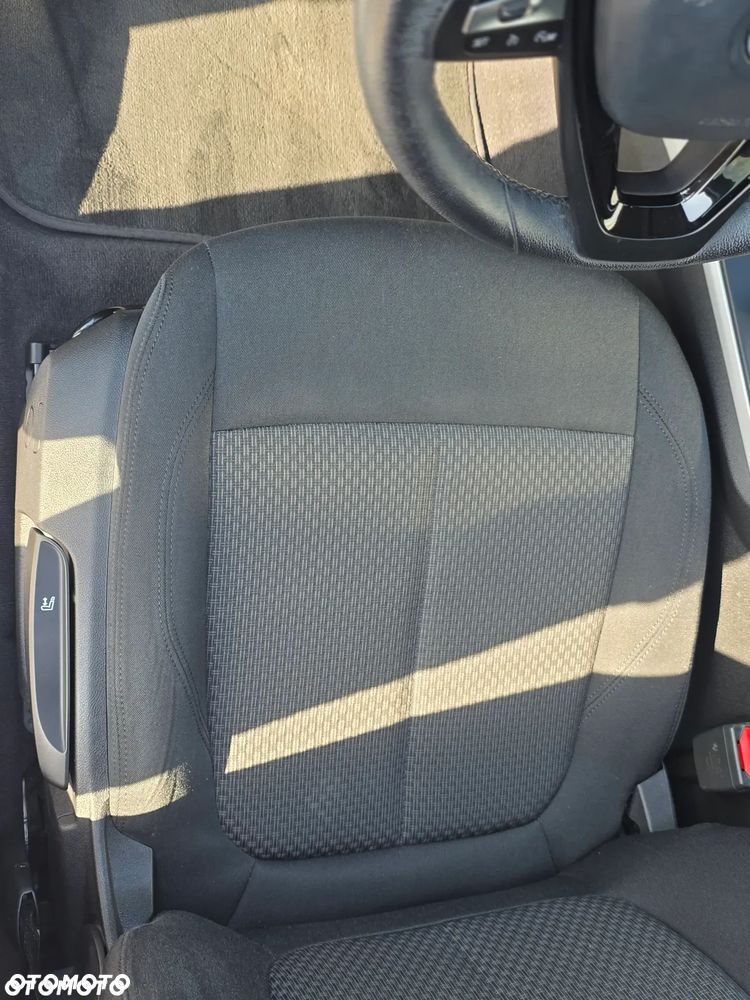 BMW Seria 1 116d Sport Line - 32