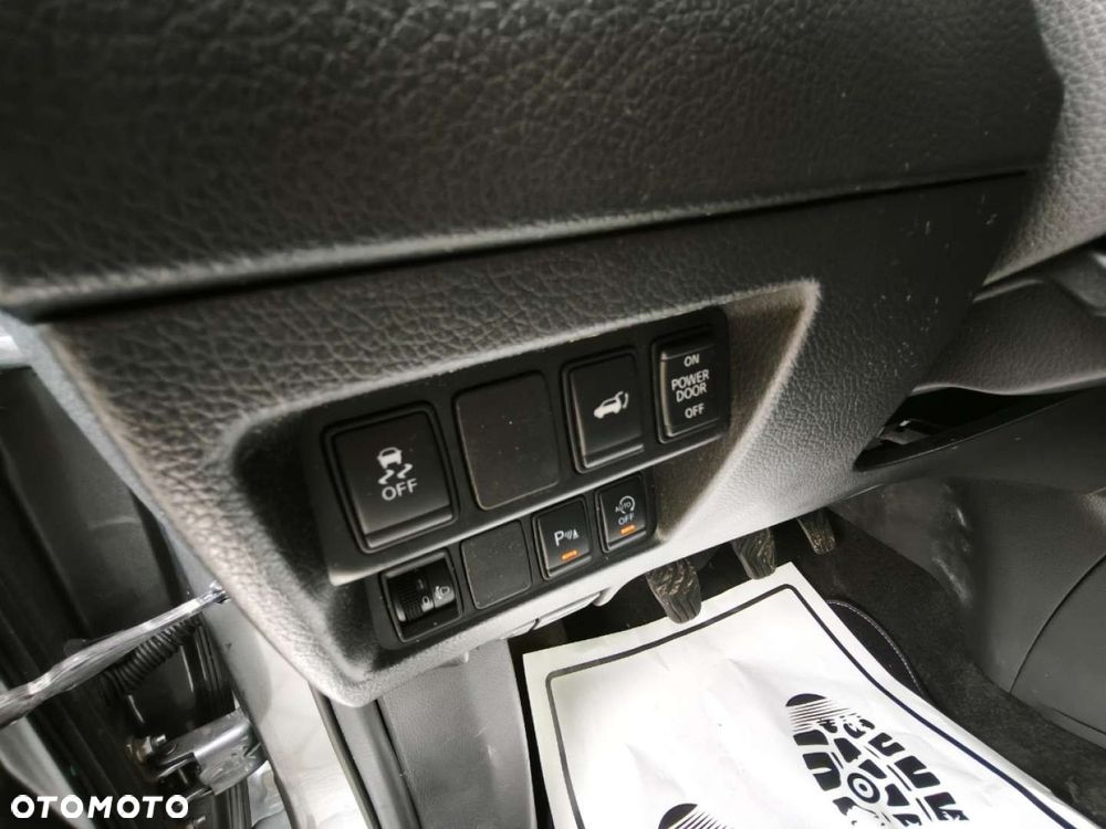 Nissan X-Trail - 14