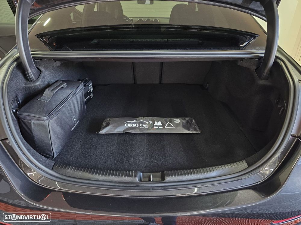 Mercedes-Benz C 300 e AMG Line - 22