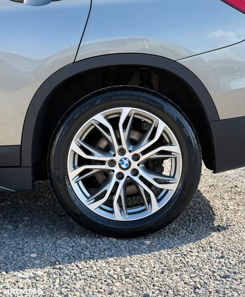 BMW X1 xDrive20d Sport Line - 14