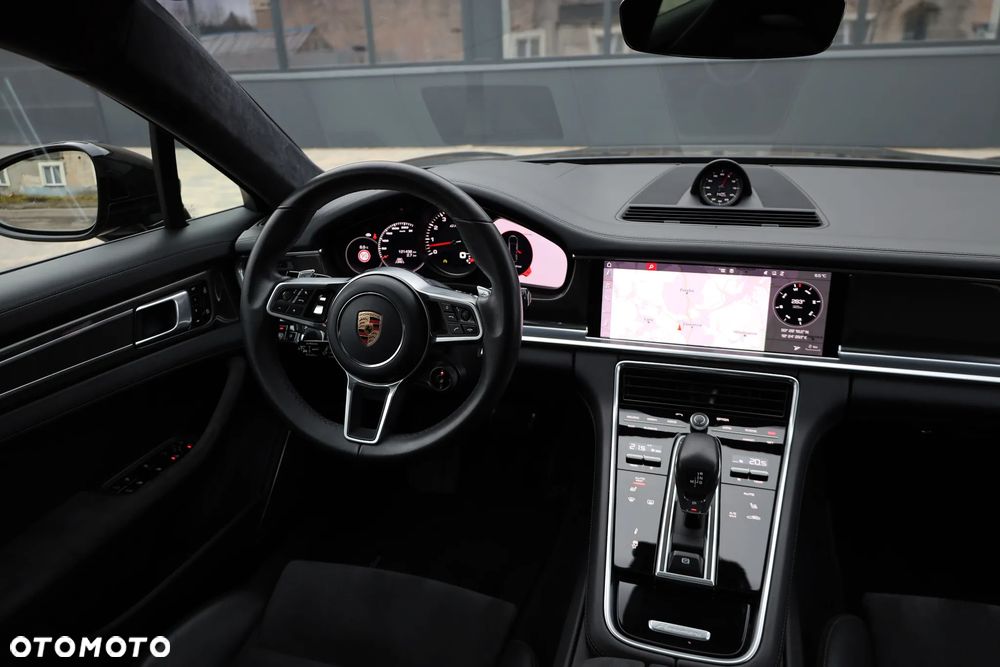 Porsche Panamera GTS - 7
