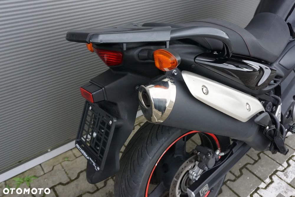 Suzuki V-STROM - 4