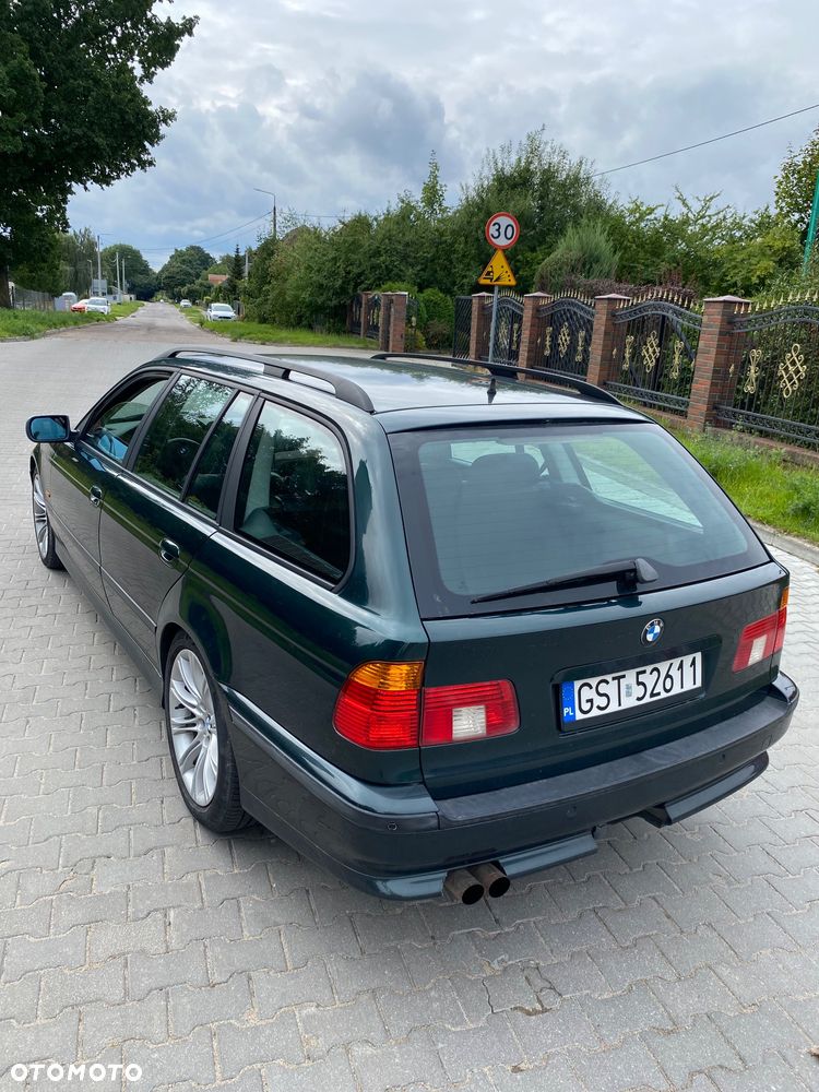 BMW E39 1999 photo 3