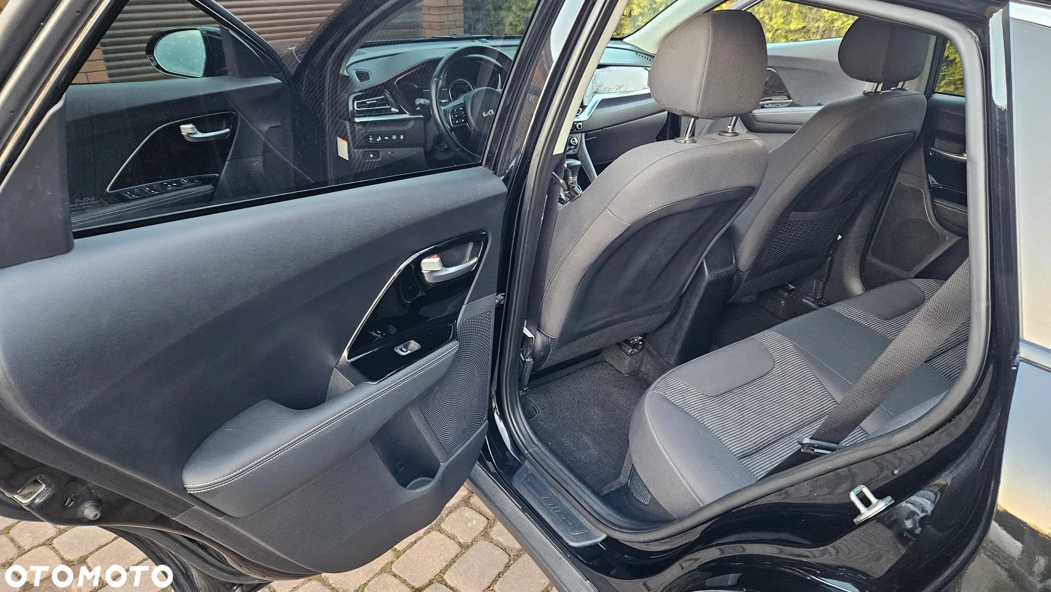 Kia Niro - 31