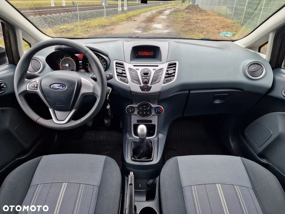 Ford Fiesta 1.4 Silver X - 6
