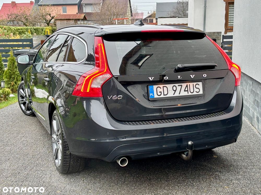 Volvo V60 D3 Summum - 21