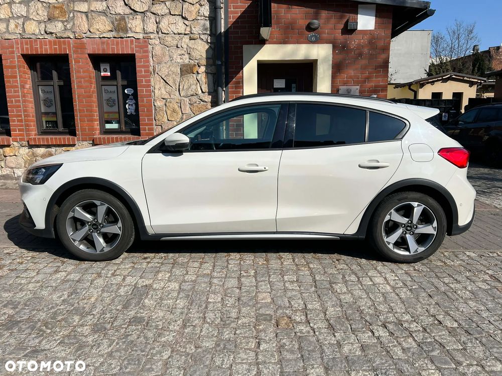 Ford Focus 1.0 EcoBoost Active - 1