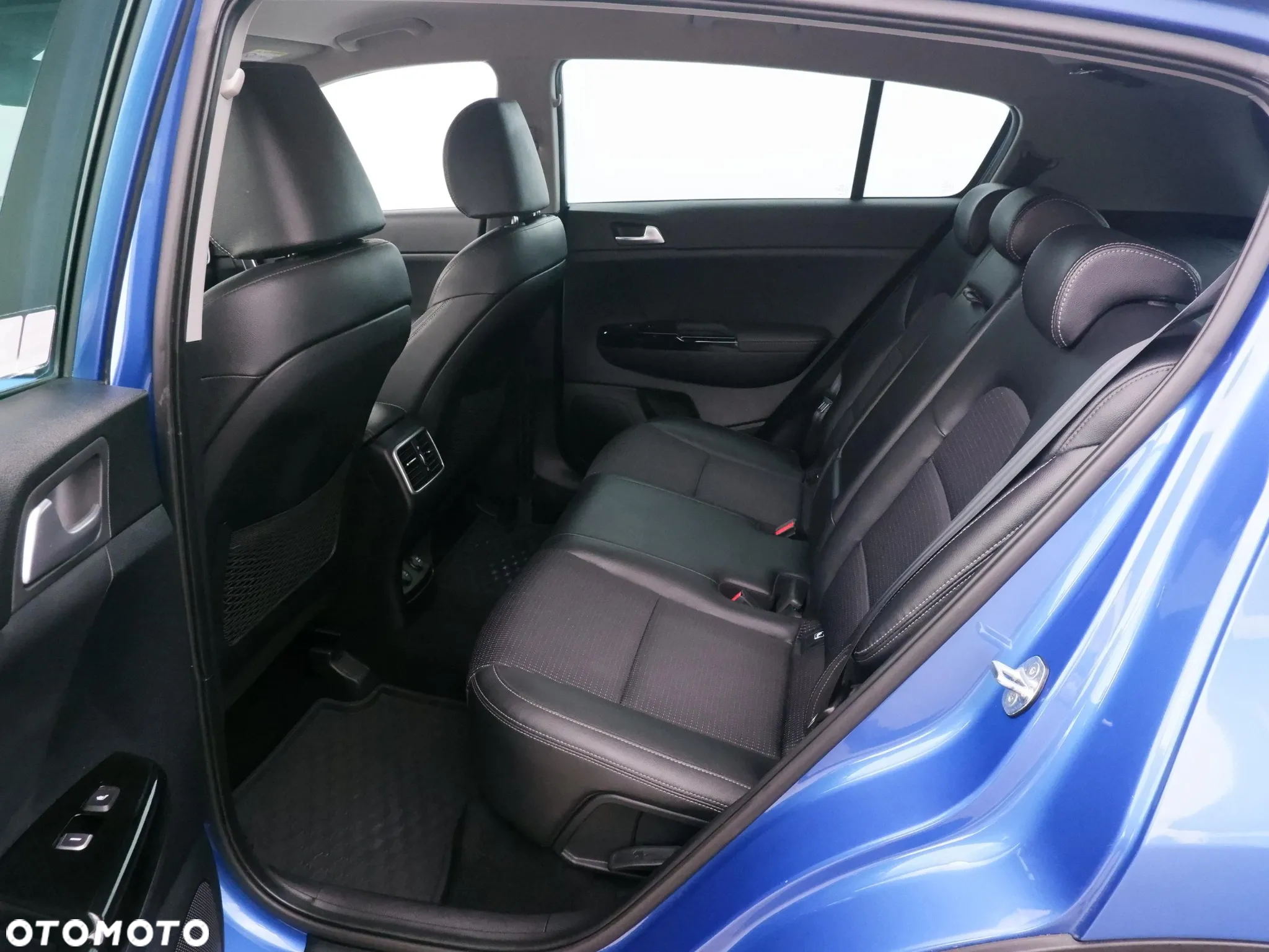 Kia Sportage 1.6 T-GDI Black Edition 4WD DCT - 13
