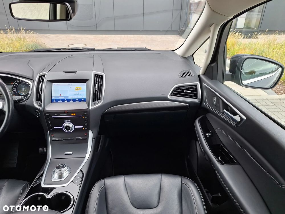 Ford S-Max 2.0 EcoBlue Titanium - 28