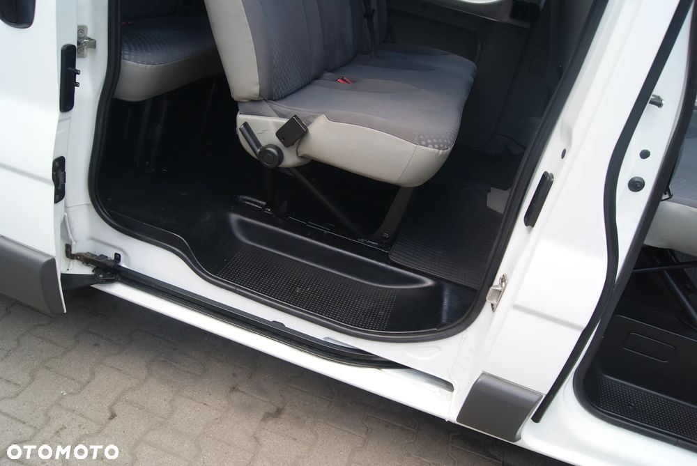 Renault Trafic - 21