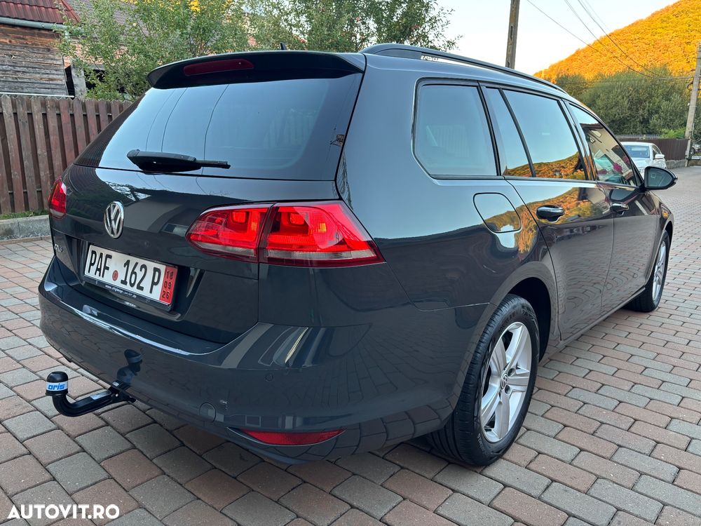 Volkswagen Golf 1.6 TDI BlueMotion Comfortline - 4