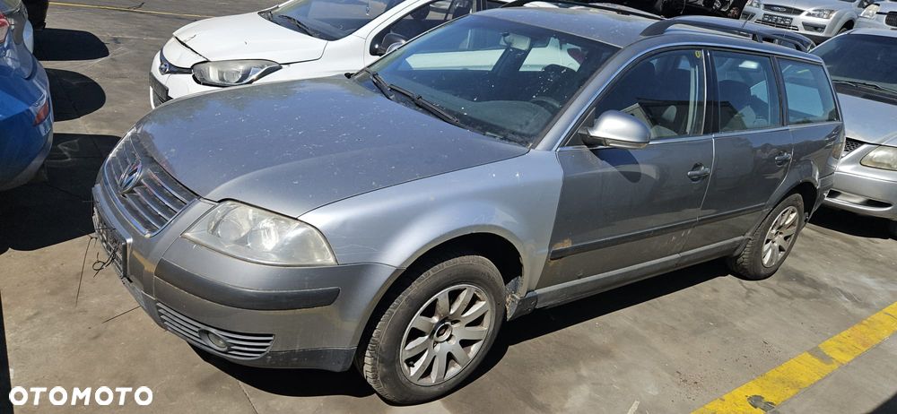VW PASSAT B5 LIFT 00-03 1.9 TDI AWX - BLOTNIK PRZÓD PRAWY PRZEDNI - 2