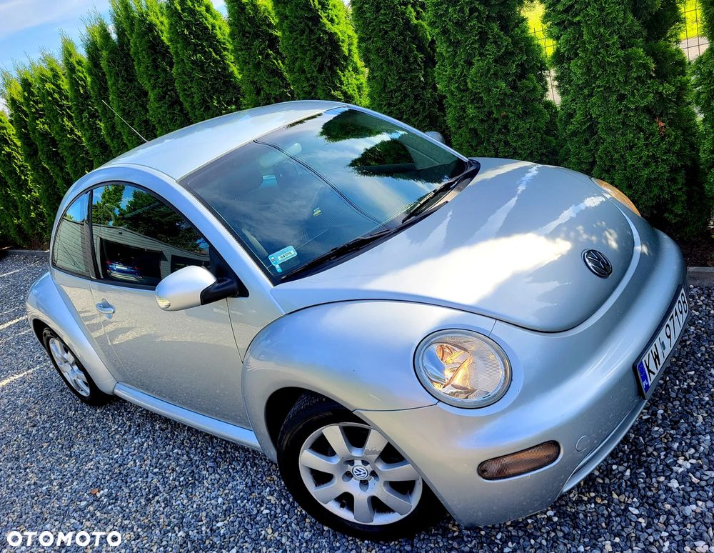 Volkswagen New Beetle - 1