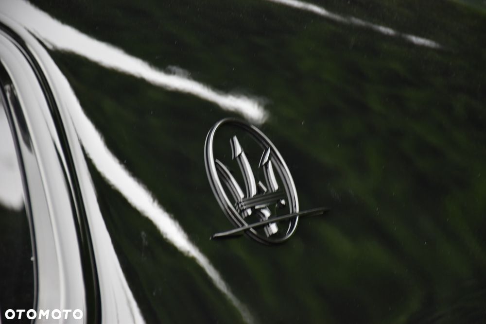 Maserati Ghibli S - 10