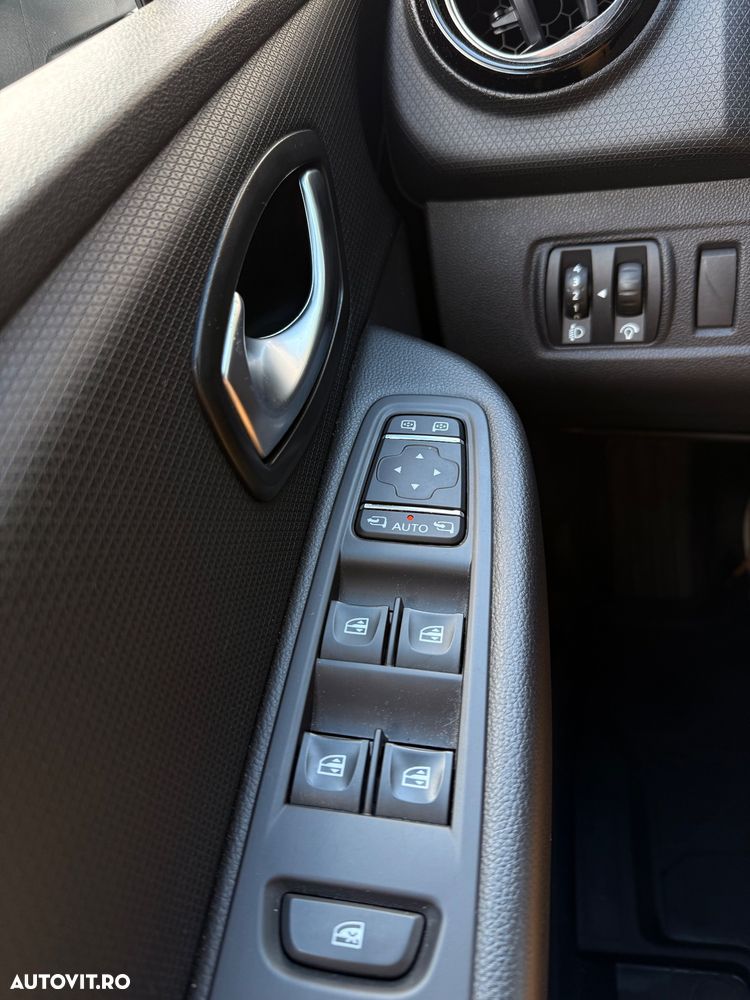 Renault Clio - 12