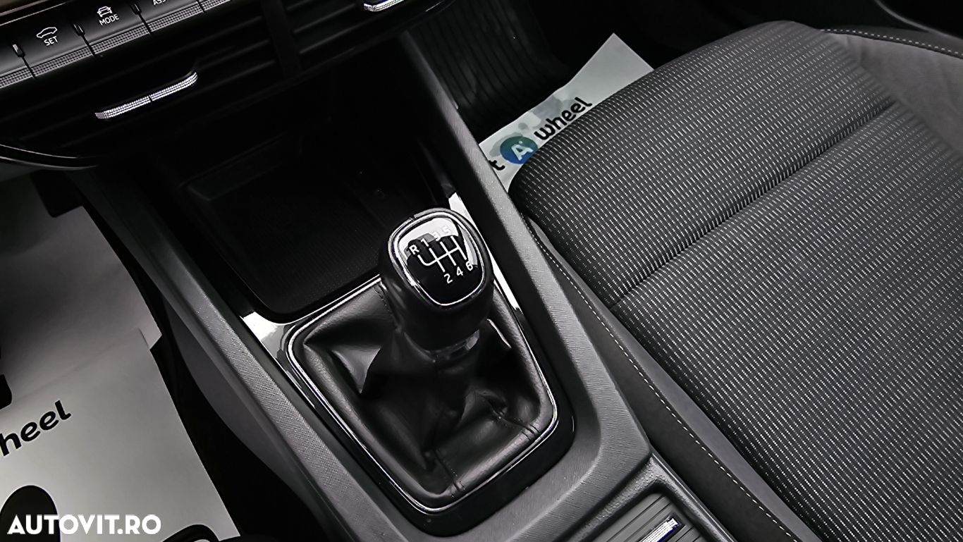 Skoda Octavia Combi 2.0 TDI Ambition - 17