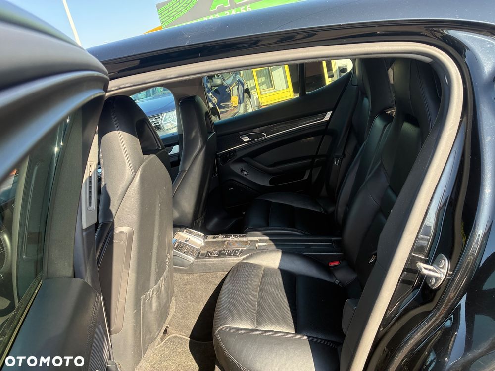 Porsche Panamera Diesel - 10