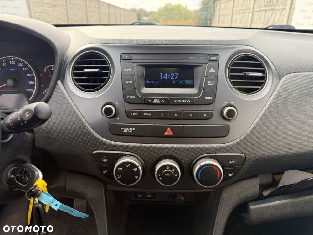 Hyundai i10 1.2 Passion - 8