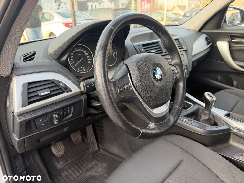 BMW Seria 1 114i - 14