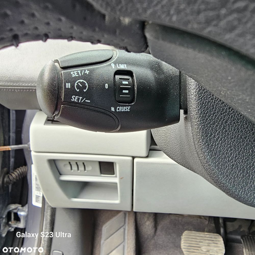 Peugeot 3008 2.0 HDi Premium+ - 10