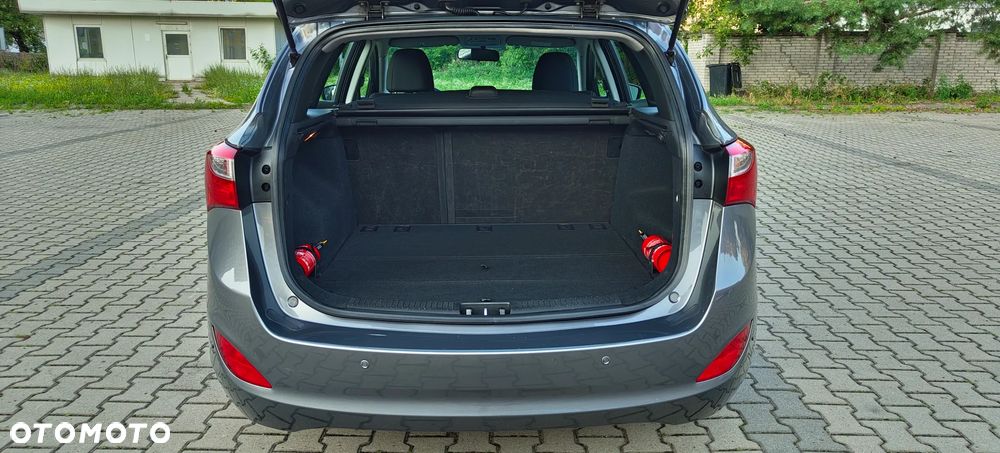 Hyundai i30 1.6 Comfort - 5