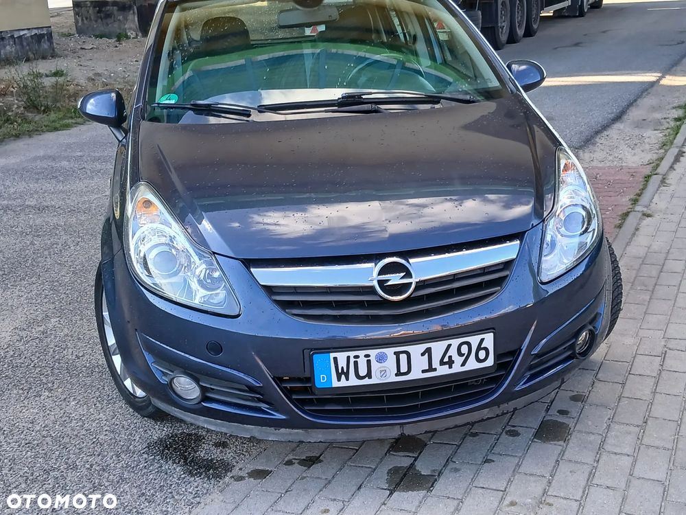 Opel Corsa 1.4 16V Innovation 110 Jahre - 2
