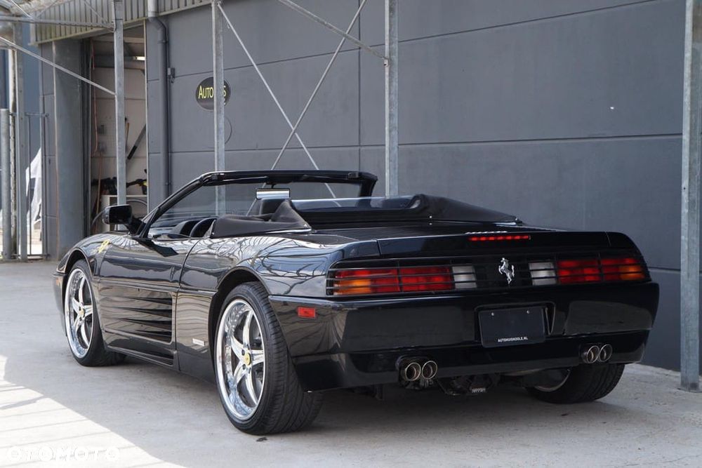 Ferrari 348 - 14