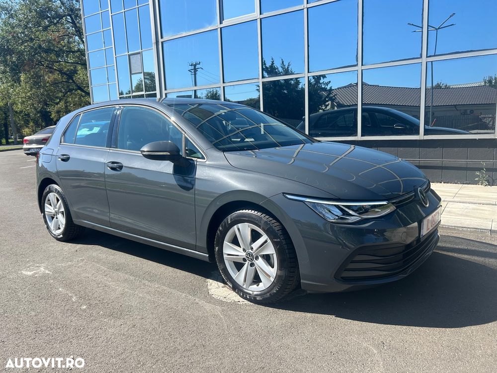 Volkswagen Golf 1.5 eTSI DSG MHEV Life - 2