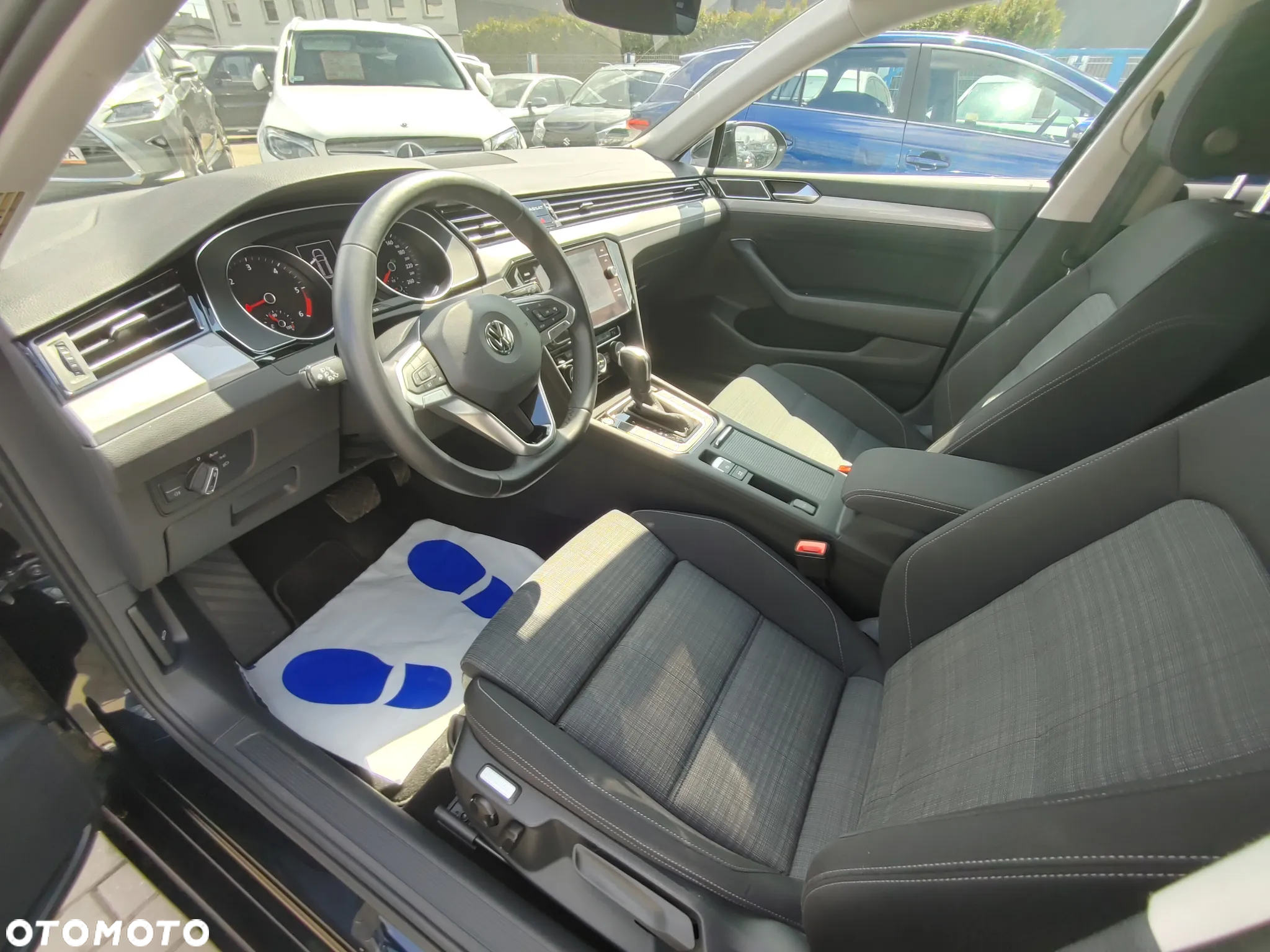 Volkswagen Passat 2.0 TDI Business DSG - 10