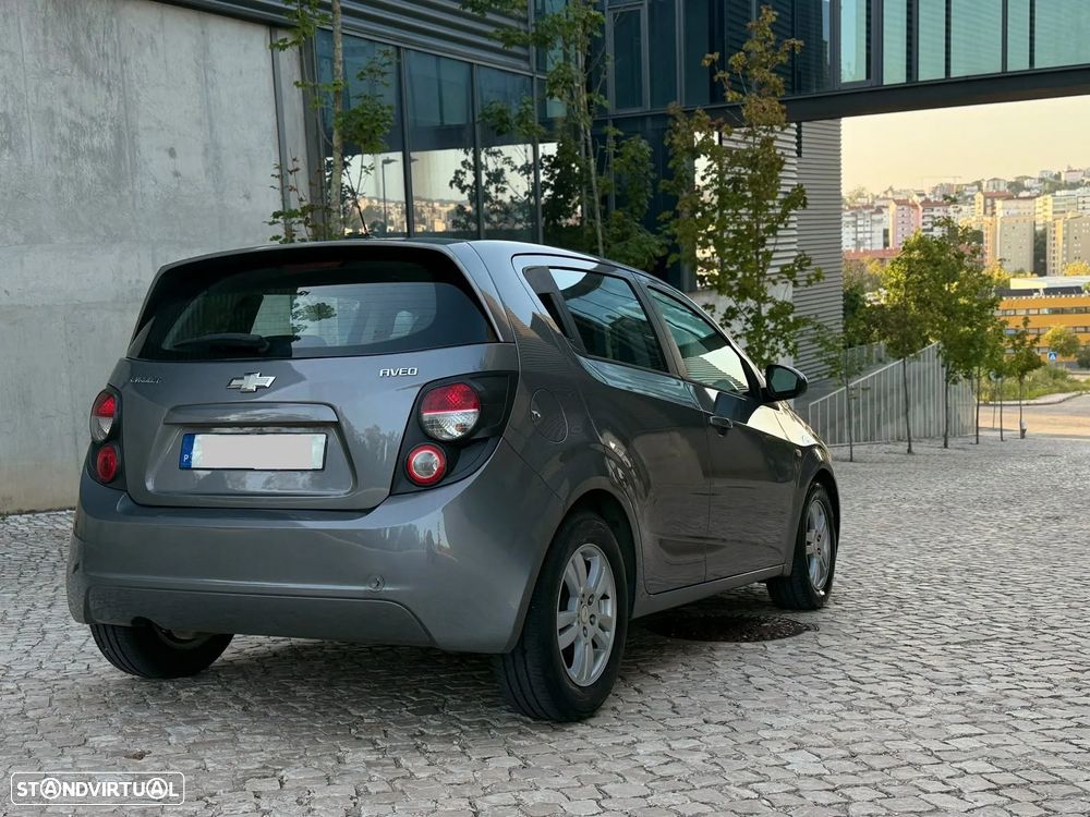 Chevrolet Aveo 1.3 VCDi LTZ - 6