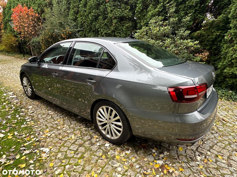Volkswagen Jetta 2017 photo 4