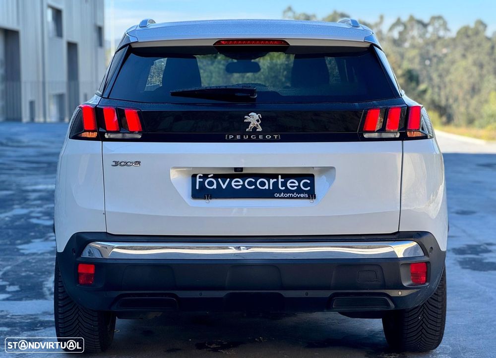 Peugeot 3008 1.6 BlueHDi Allure EAT6 J18 - 17