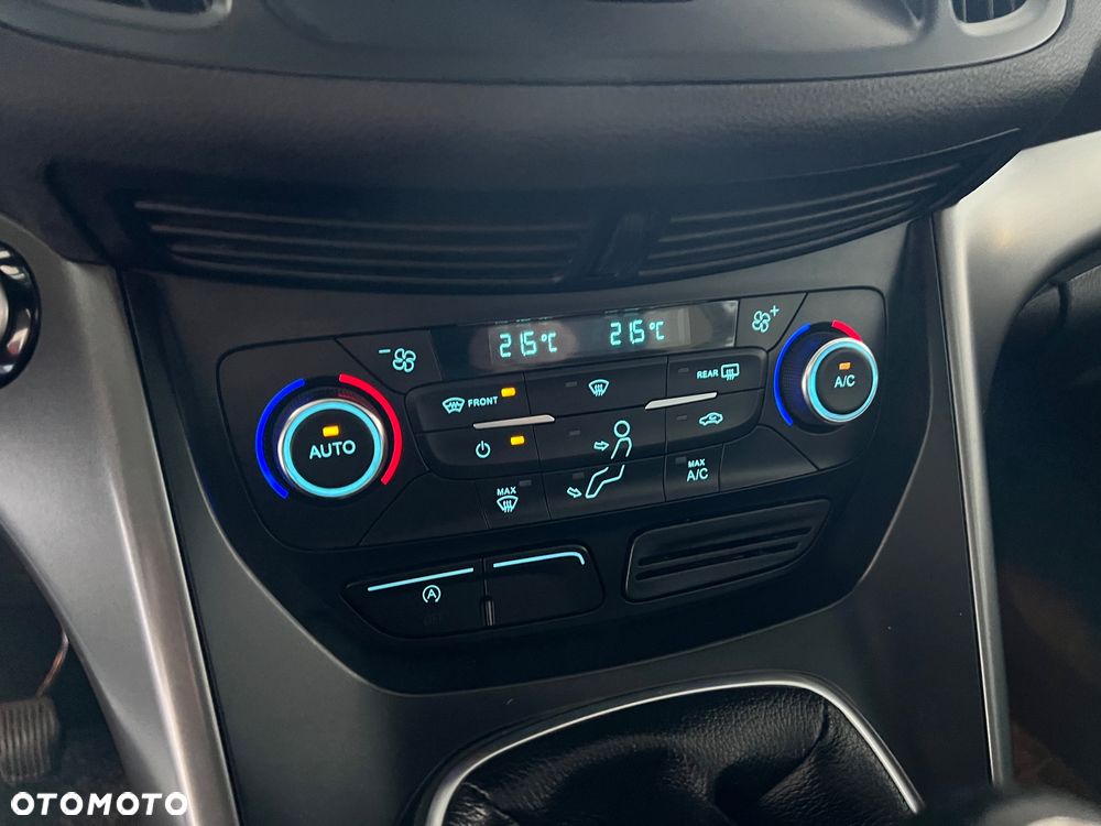 Ford Kuga - 20