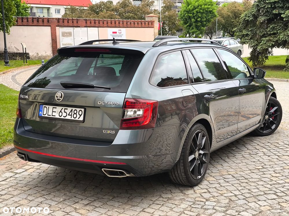 Skoda Octavia 2.0 TSI DSG RS 230 - 16