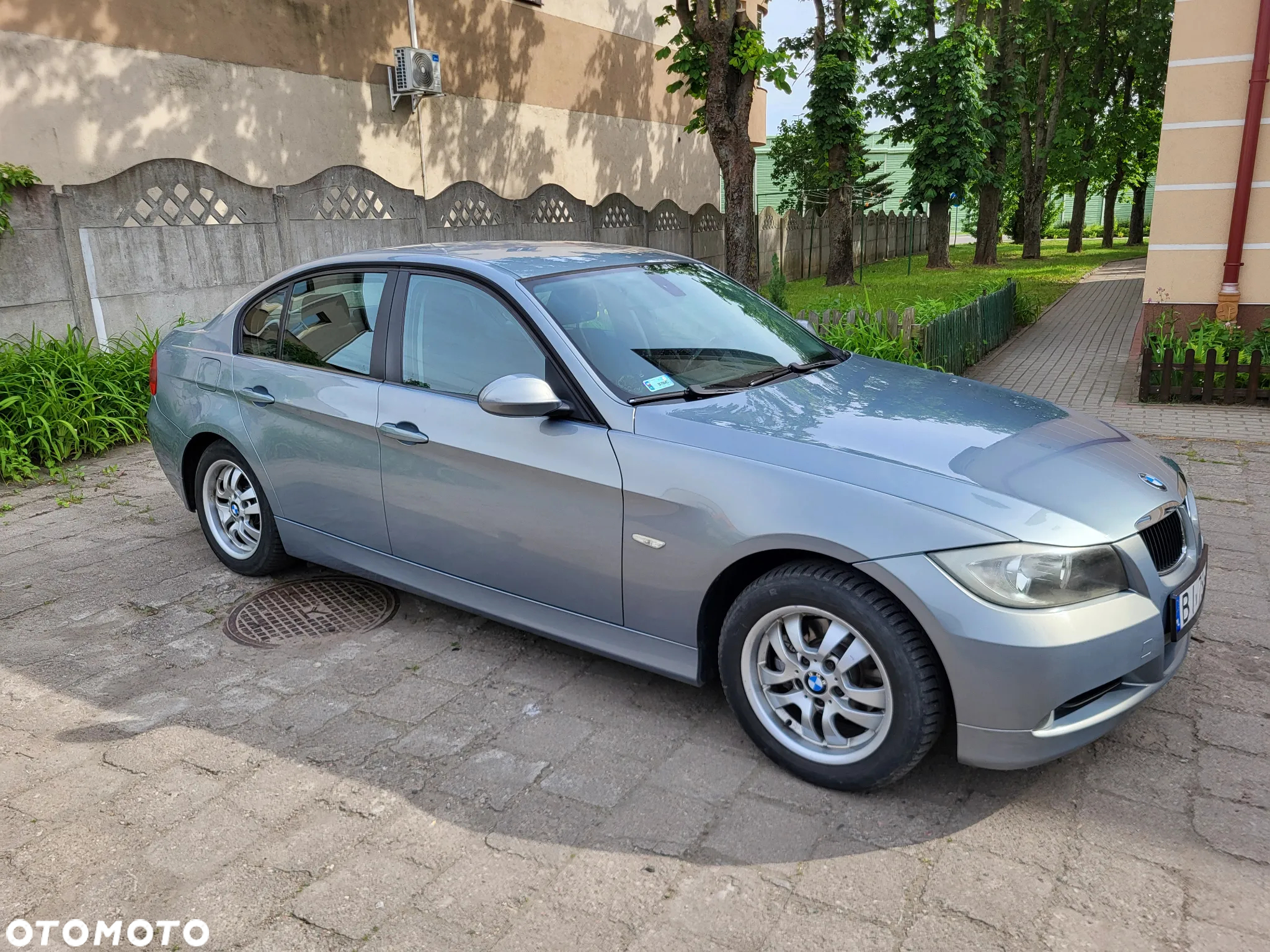 BMW Seria 3 318i - 8