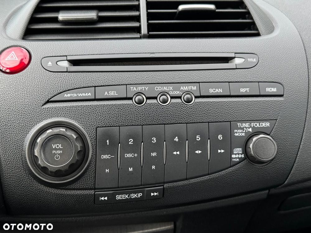Honda Civic 1.4 Comfort - 34