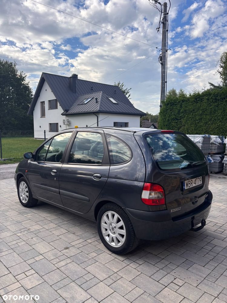 Renault Megane 2001 photo 2