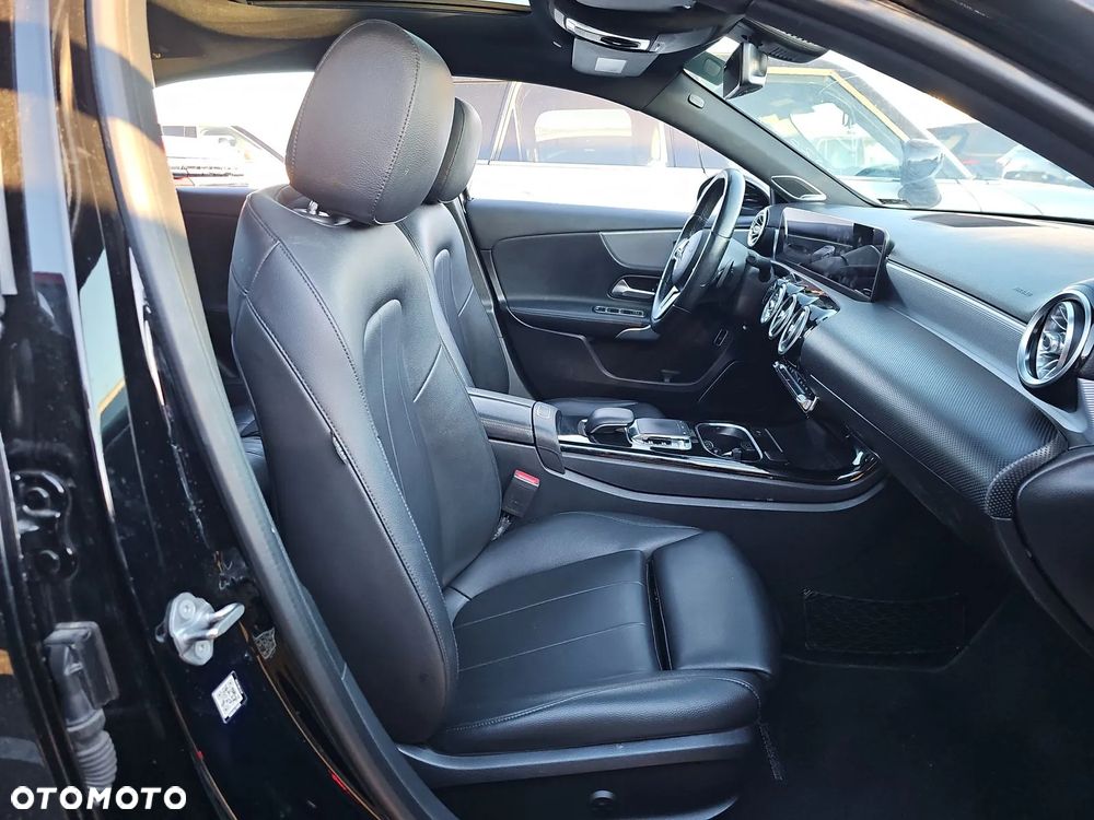 Mercedes-Benz Klasa A 250 4Matic 7G-DCT AMG Line - 8
