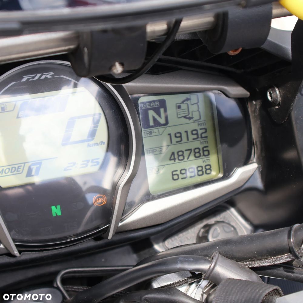 Yamaha FJR - 35