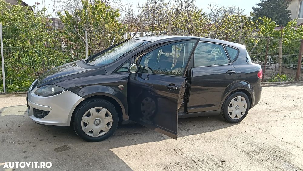Seat Toledo 2.0TDI Stylance DSG - 2
