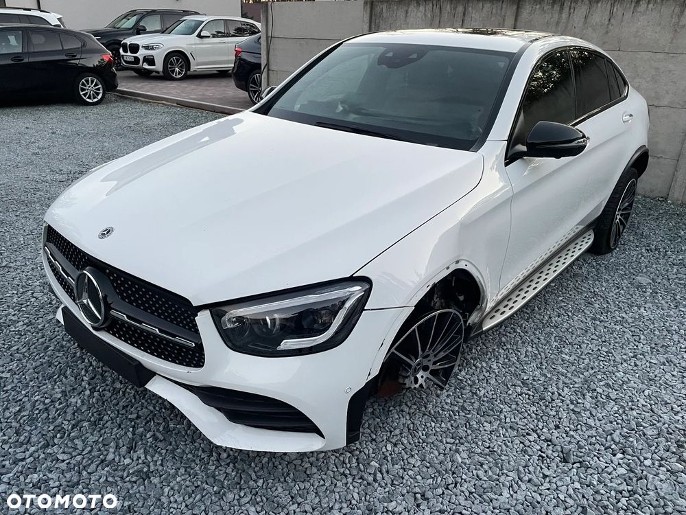 Mercedes-Benz GLC 220 d 4Matic 9G-TRONIC AMG Line - 2