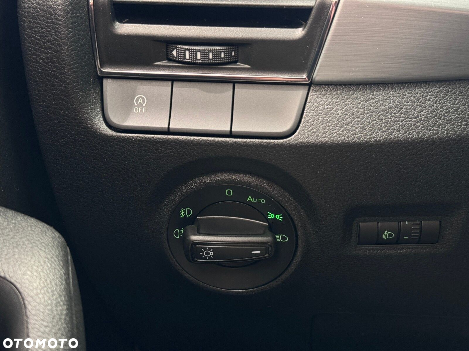 Skoda Fabia 1.0 Ambition - 22