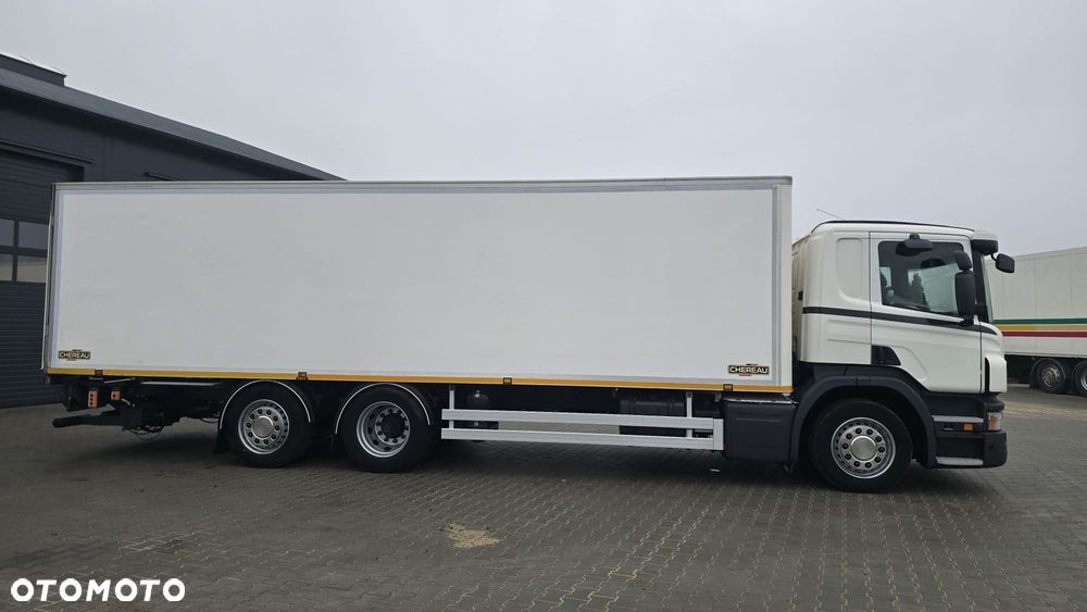 Scania P320 Euro 6 6x2 chłodnia izoterma kurierka 20 palet niski przebieg! super stan! rama do zabudowy laweta - 32