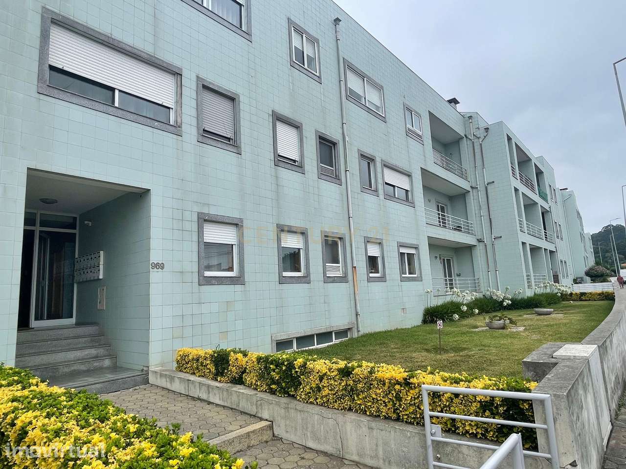 Oportunidade Apartamento T2 com Logradouro em Vila Nova de Gaia - Grande imagem: 2/31