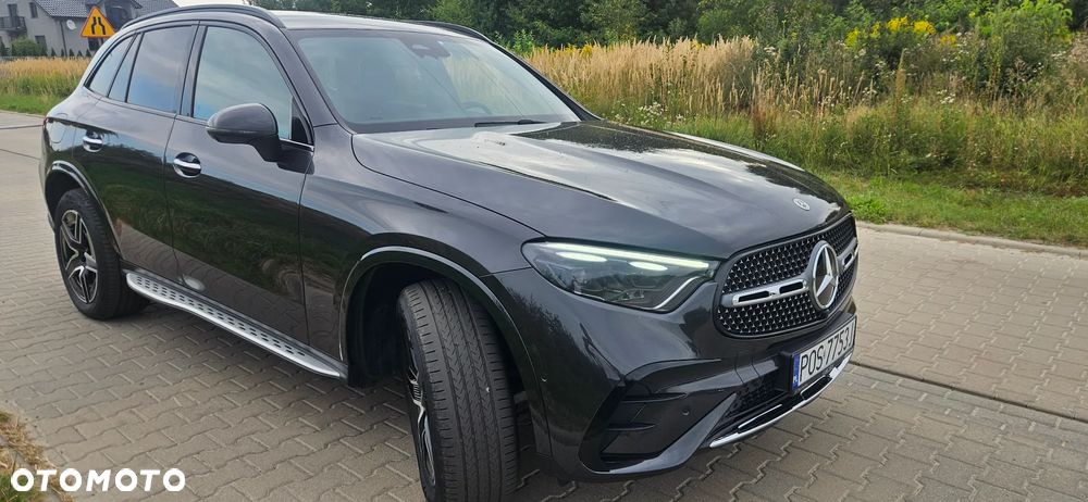 Mercedes-Benz GLC 300 e 4Matic 9G-TRONIC Edition AMG Line - 9