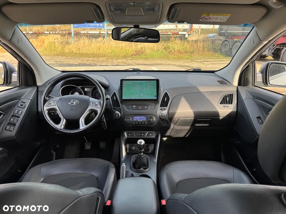 Hyundai ix35 Finale Gold - 2