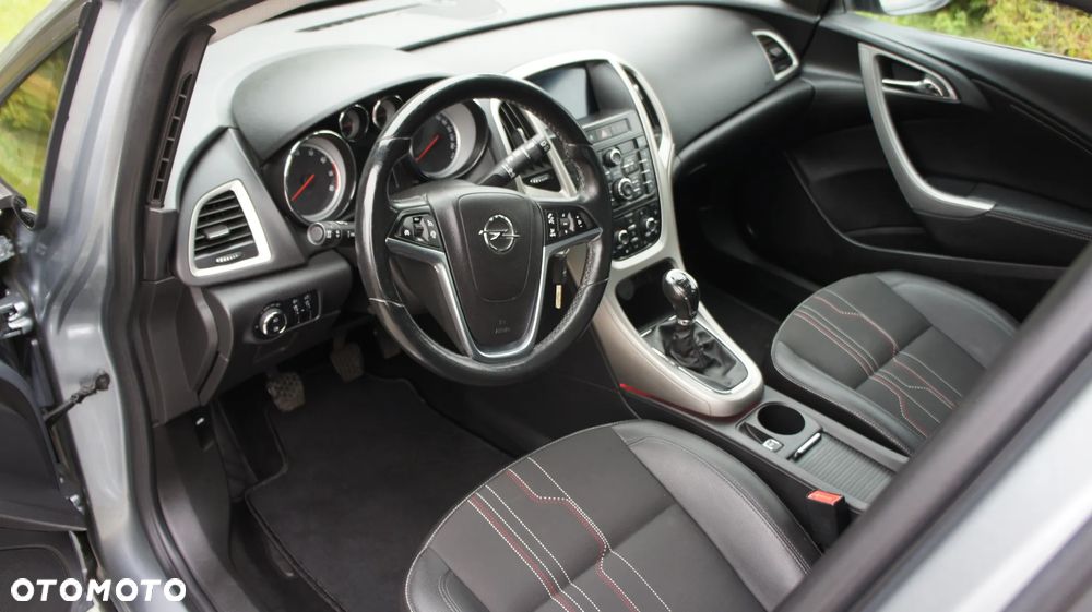 Opel Astra - 12