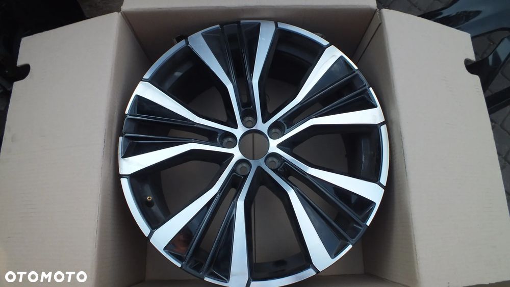 Felga aluminiowa 20 Volvo XC60 II 5x108 32358567 - 1